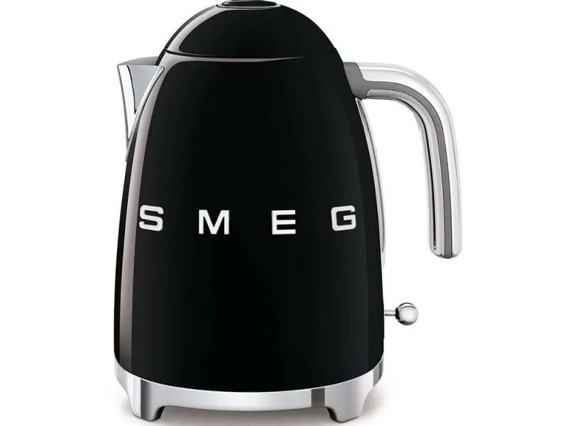 Smeg KLF03BLEU черный — электрический чайник из нержавеющей стали на подставке, вид спереди