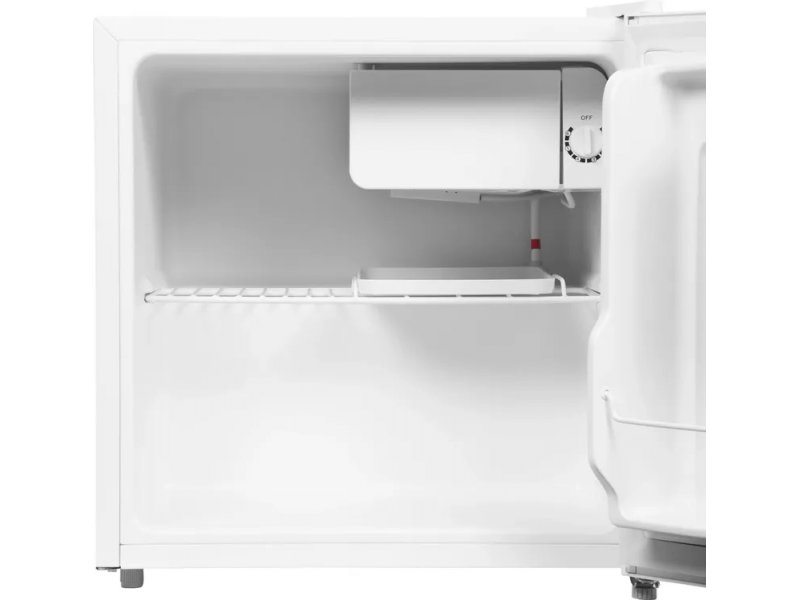 Centek CT-1700 — морозильное отделение сверху, регулятор температуры, металлическая полка
