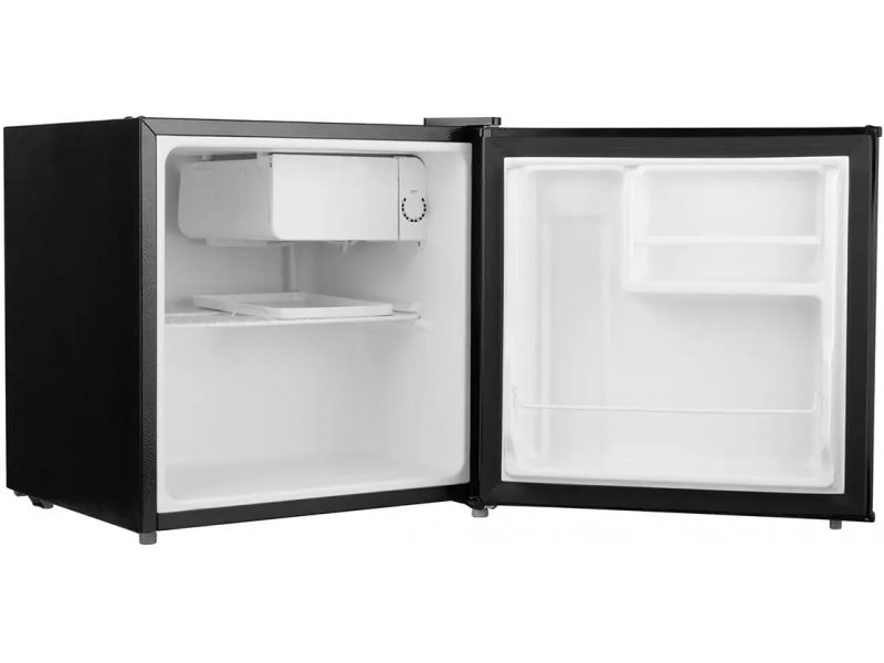 Centek CT-1700 внутреннее пространство, морозильная камера сверху, общий вид