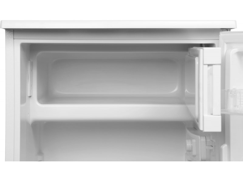 Hyundai CO15051A морозильное отделение сверху при открытой двери белая полка