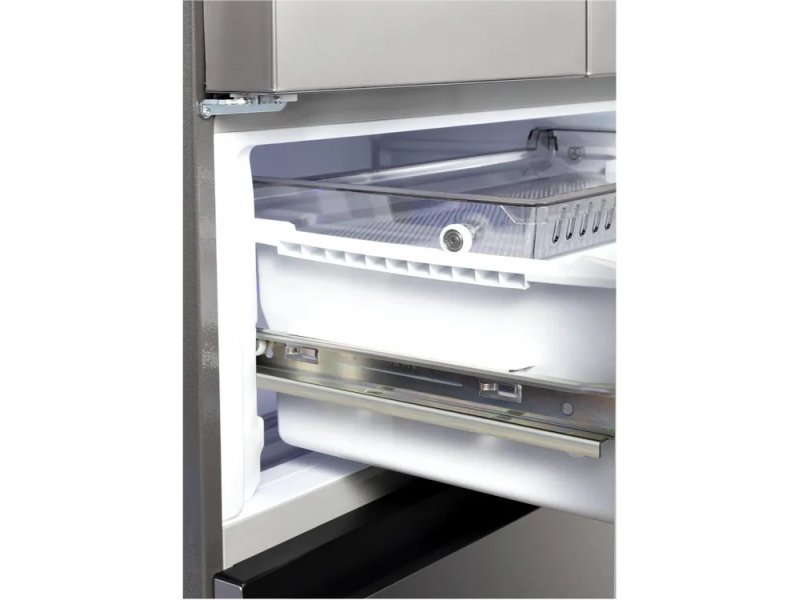Korting KNFF 82535 XN — внутреннее устройство камеры с корзинами и системой циркуляции воздуха