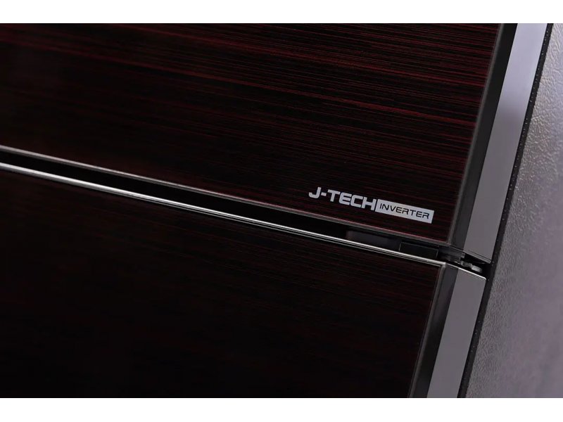 Sharp SJXP59PGRD &mdash; технология J-Tech Inverter, глянцевая чёрная поверхность, хромированная полоса