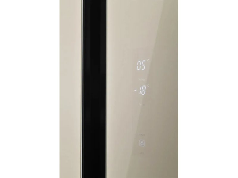Zugel ZRSS630C сенсорный дисплей показывает температуру 05° и -18° внешнее управление