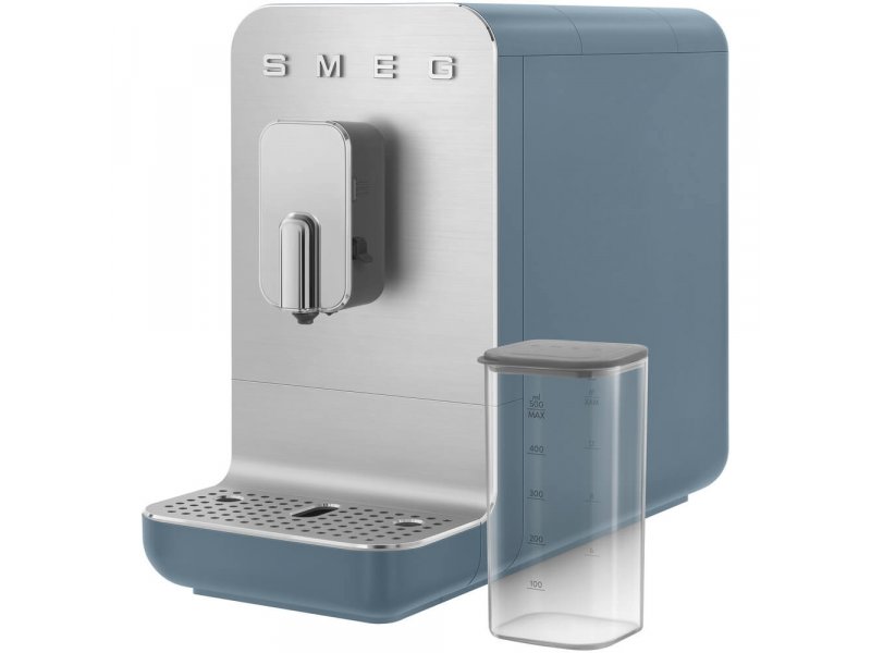 Smeg BCC13SBMEU синяя кофемашина с резервуаром для молока и встроенной кофемолкой