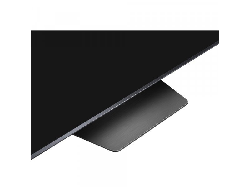 Hisense 65UR8S — пульт ДУ в комплекте