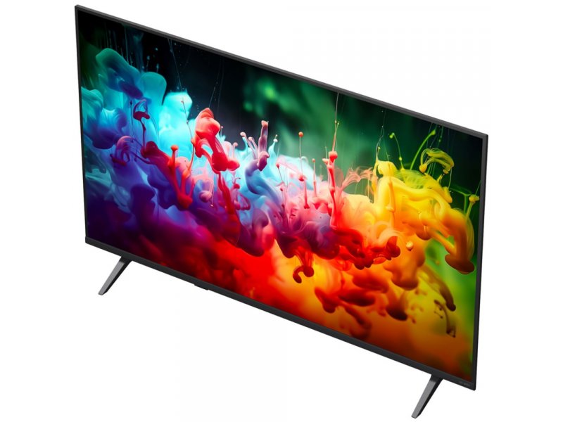 LG 43QNED70B6C — вид спереди под углом, толщина корпуса и форма опорной ноги