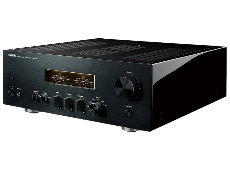 Yamaha A-S1200 Black &mdash; задняя панель с RCA-входами и акустическими клеммами