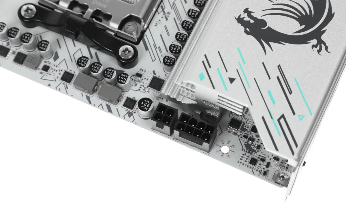 MSI B850M Gaming Plus WiFi ARGB подсветка и дизайн платы вид сверху