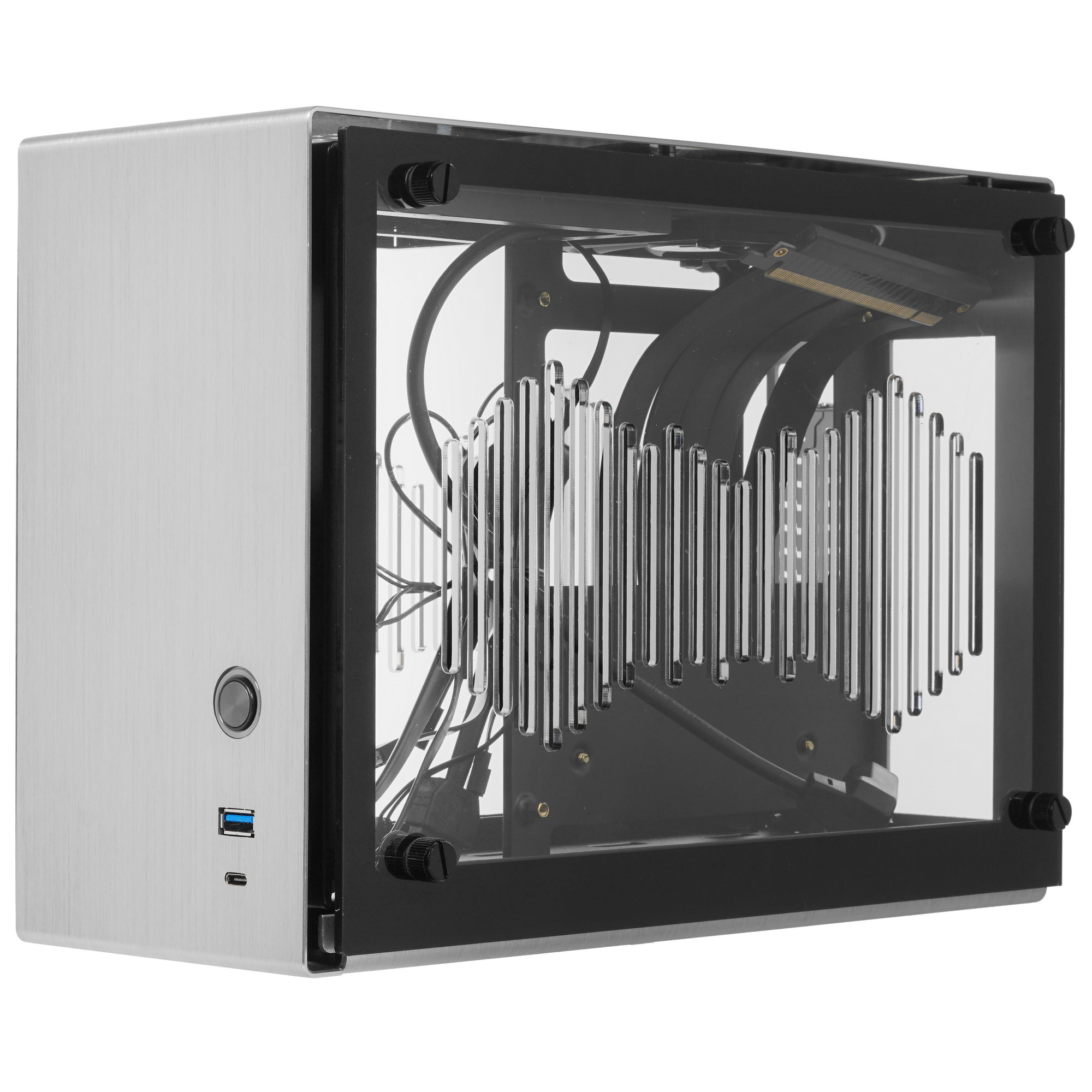 Zalman M2 mini Silver угловой вид с открытой акриловой панелью, видеокартой и системой охлаждения внутри