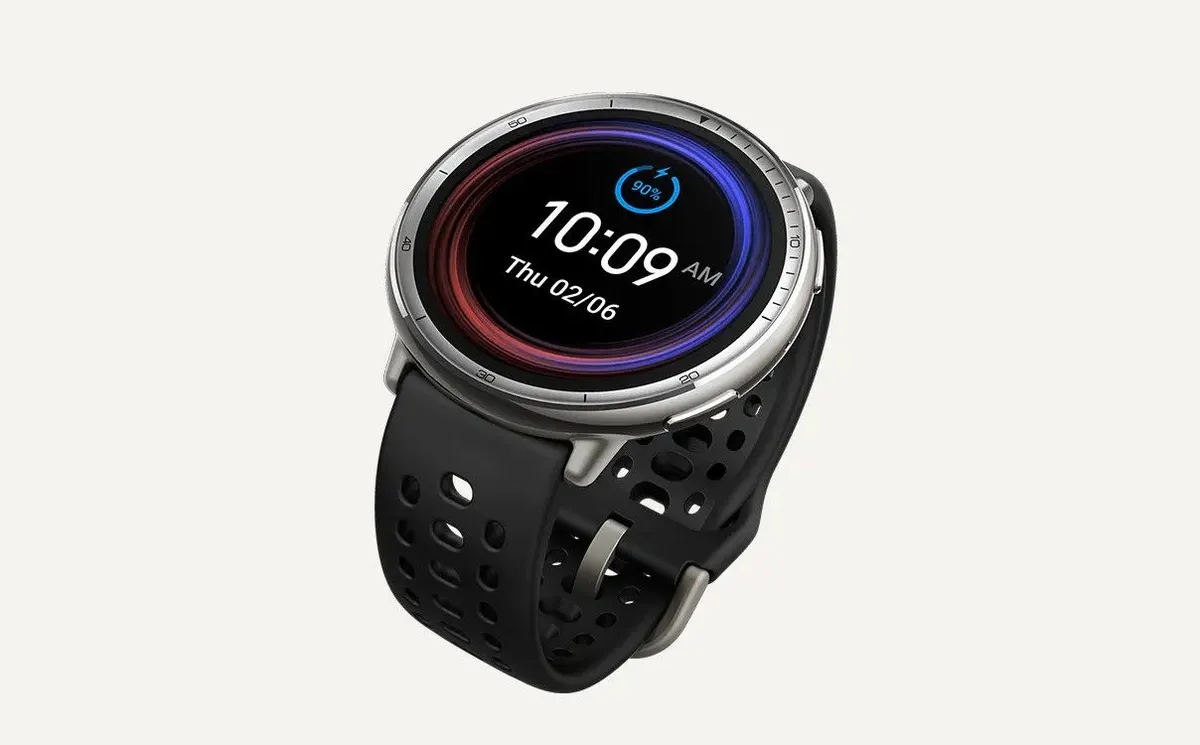 Amazfit Active 2R A2437 AMOLED-дисплей 466x466 на запястье при дневном свете
