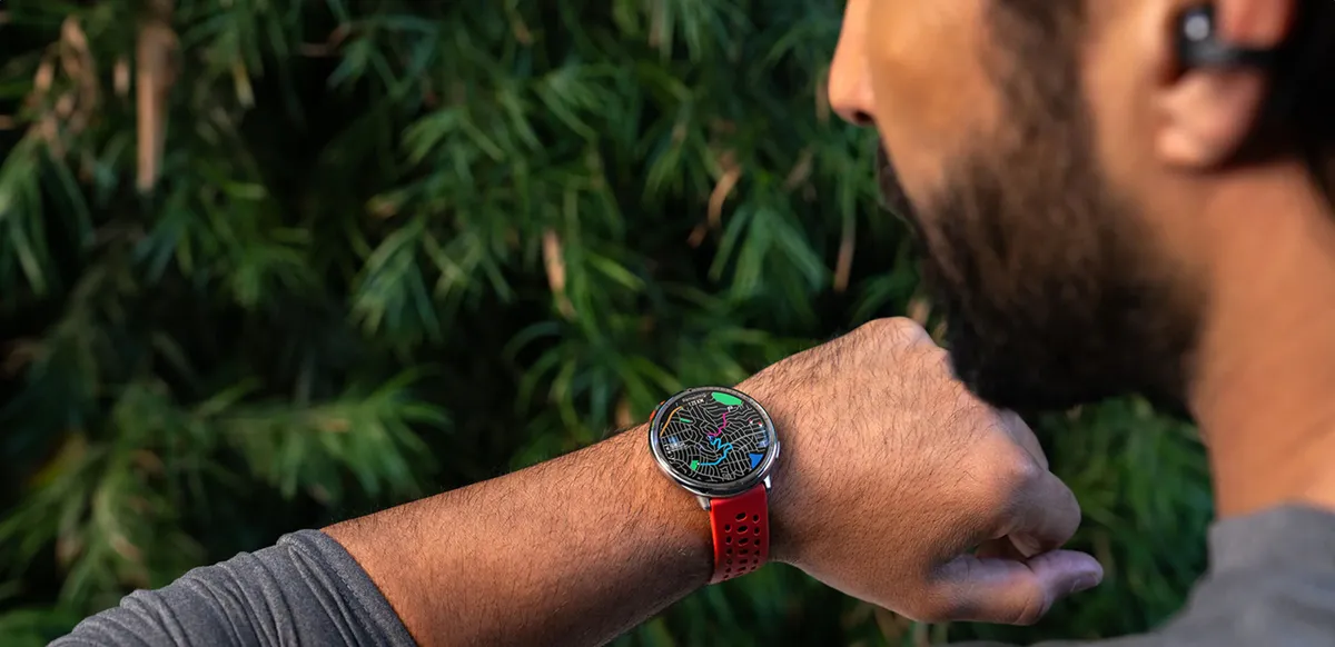 Amazfit Active 2R A2437 корпус из нержавеющей стали серебристый вид сбоку глубина 9.9 мм