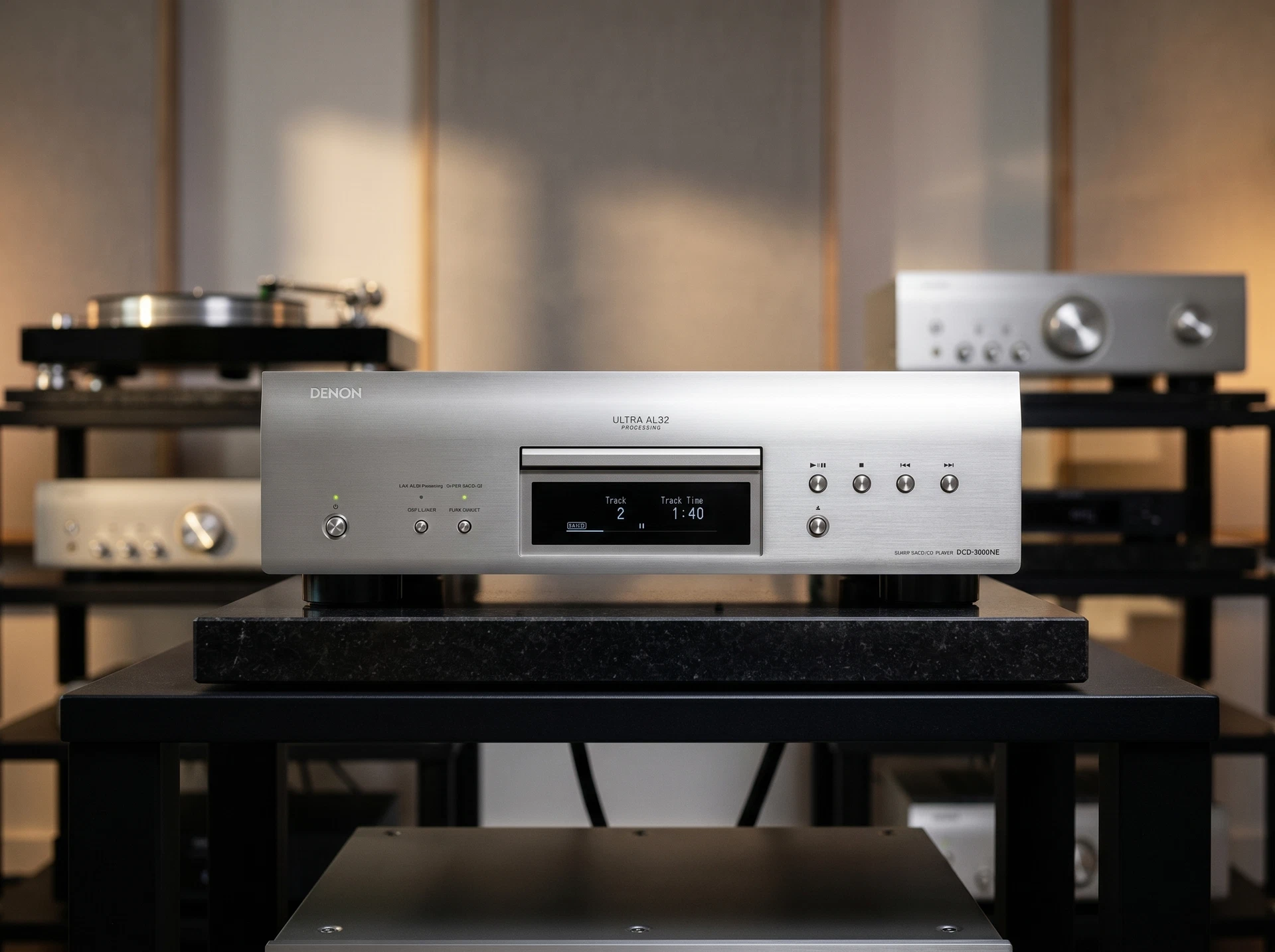 SACD/CD-проигрыватель Denon DCD-3000NE Silver - фото в интерьере