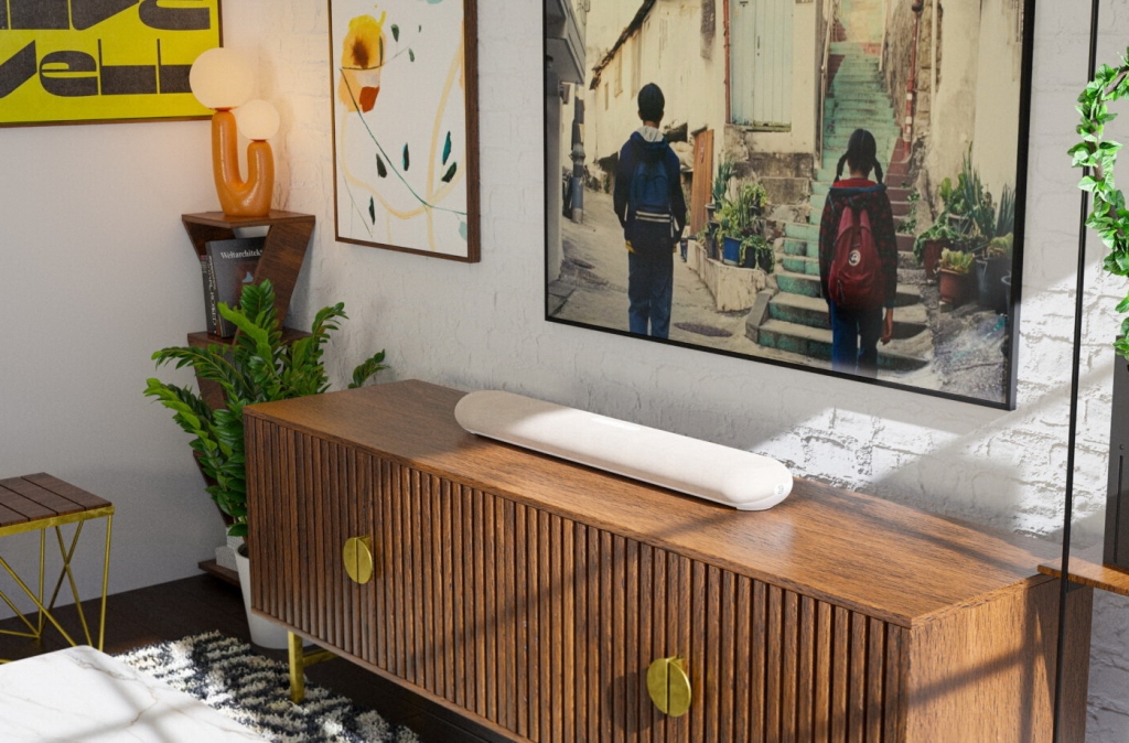 Bluesound PULSE CINEMA MINI White в интерьере — боковой вид