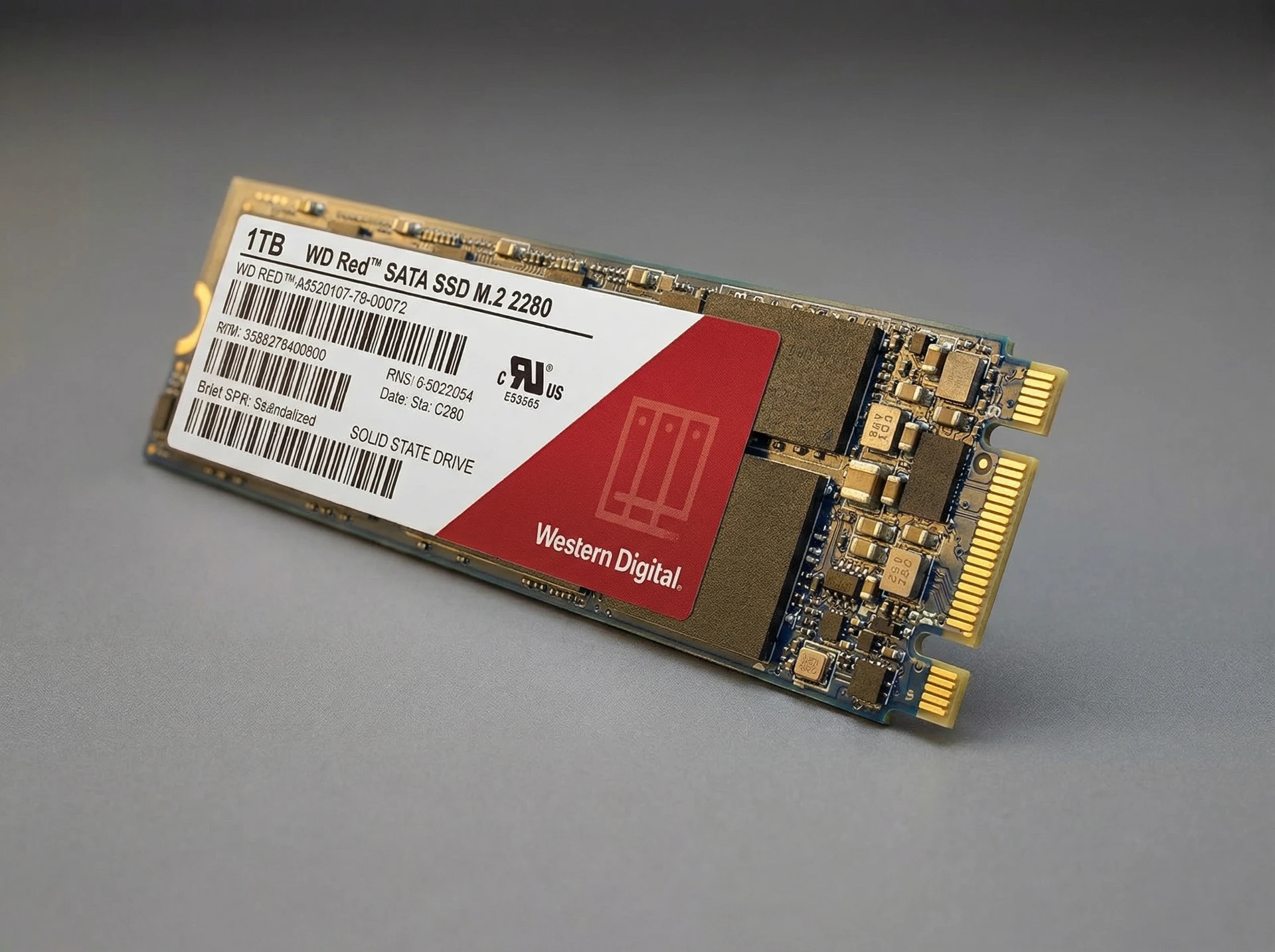 Western Digital WDS100T1R0B 1ТБ — перспективный вид накопителя, демонстрация форм-фактора M.2 2280 в сборке