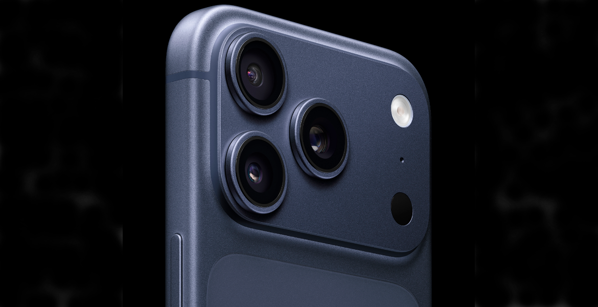 Блок тройной камеры Fusion 48 МП в Apple iPhone 17 Pro Max 2TB nano-SIM + eSIM Cosmic Orange