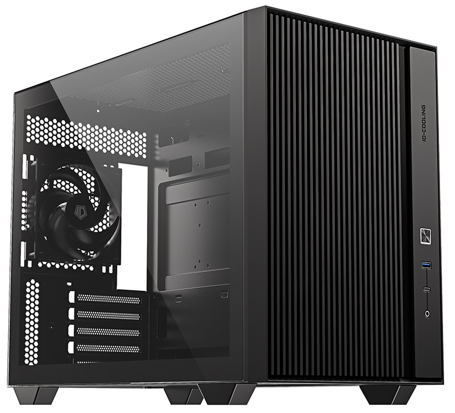 ID-Cooling FLOW 500 AIR вид сбоку-спереди с открытой панелью, видны слоты расширения и вертикальные рёбра охлаждения