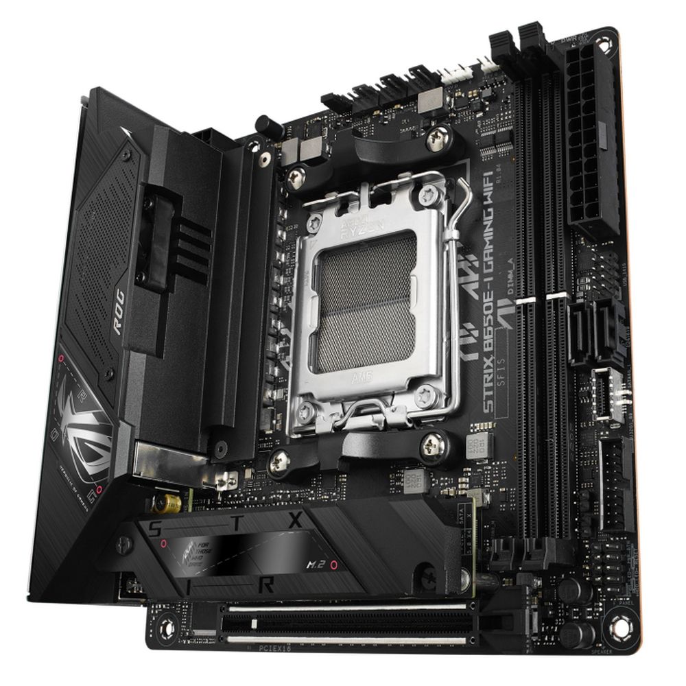 ASUS ROG Strix B650E-I Gaming WiFi AM5 mATX — вид сверху, сокет AM5, слоты DDR5, PCIe 5.0